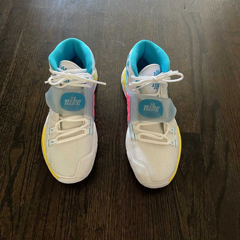 Nike Kyrie 6, “90s”- size men’s 9.5